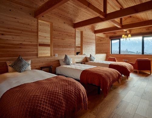 山小屋風の２階寝室