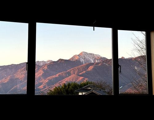 朝焼けの南アルプス