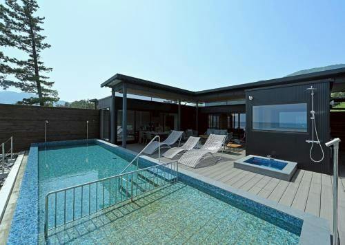 Shiokumihama Seaside Villa  Hamatsuzuri