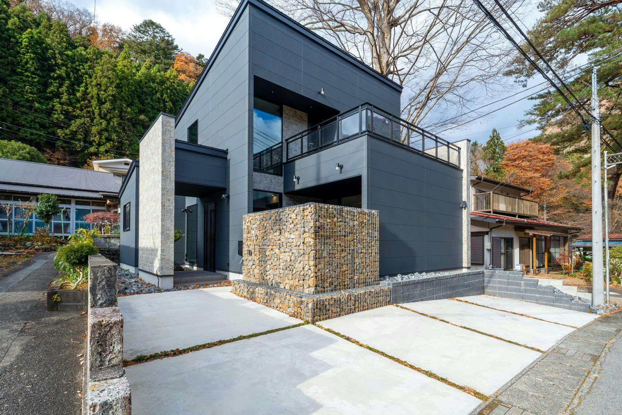 RIVER VIEW HOUSE