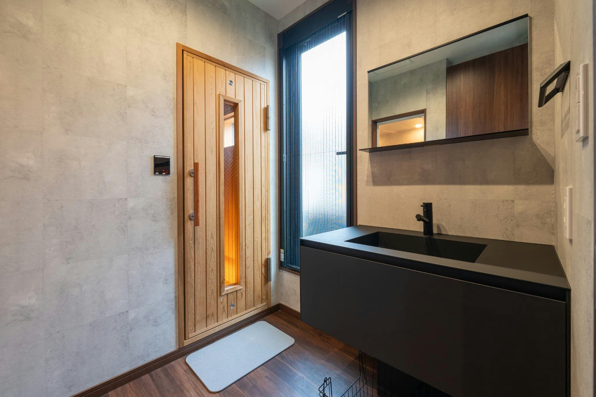 RIVER VIEW HOUSE