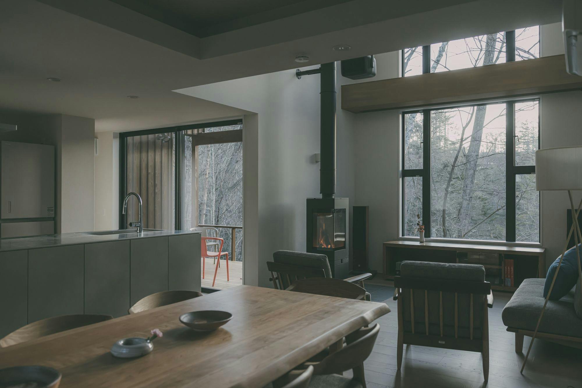 リビングダイニング（昼）