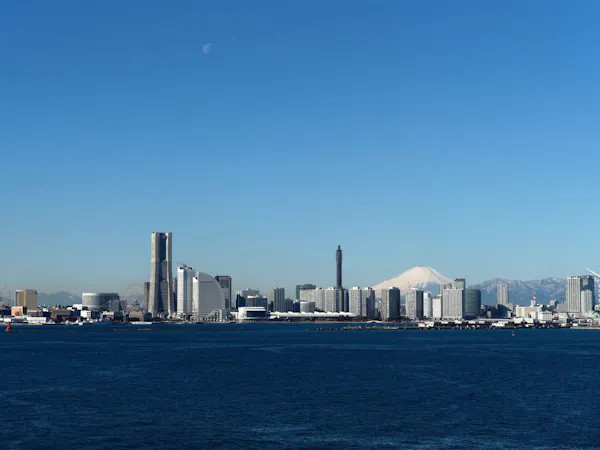【Jalan-jalan di Laut Yokohama】Rencana dengan voucher penukaran tiket naik kapal wisata di dalam Pelabuhan Yokohama ~termasuk sarapanfinal~
