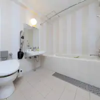 Kamar mandi unit (Universal Twin)