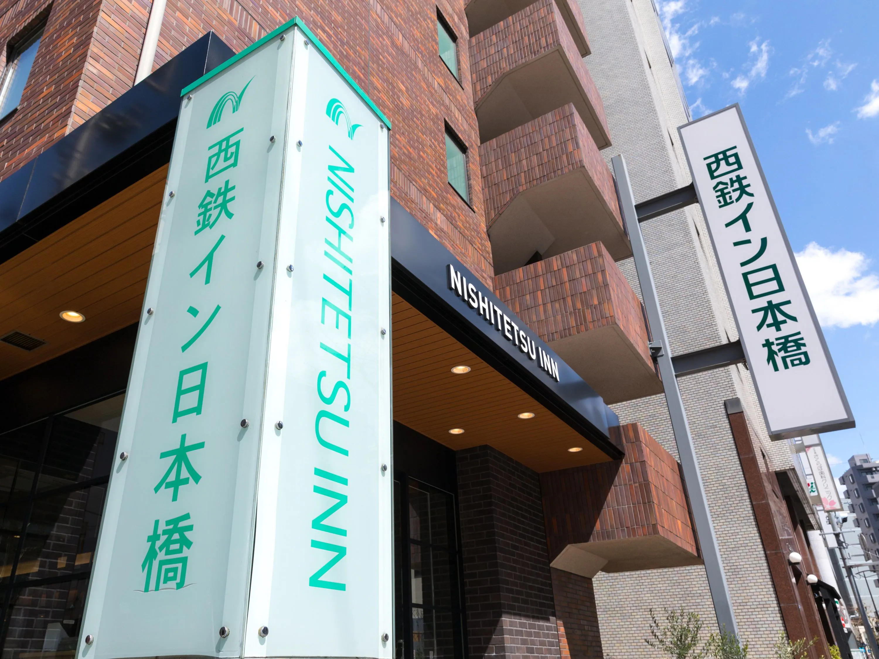 人形町駅から徒歩4分 金座通り沿い