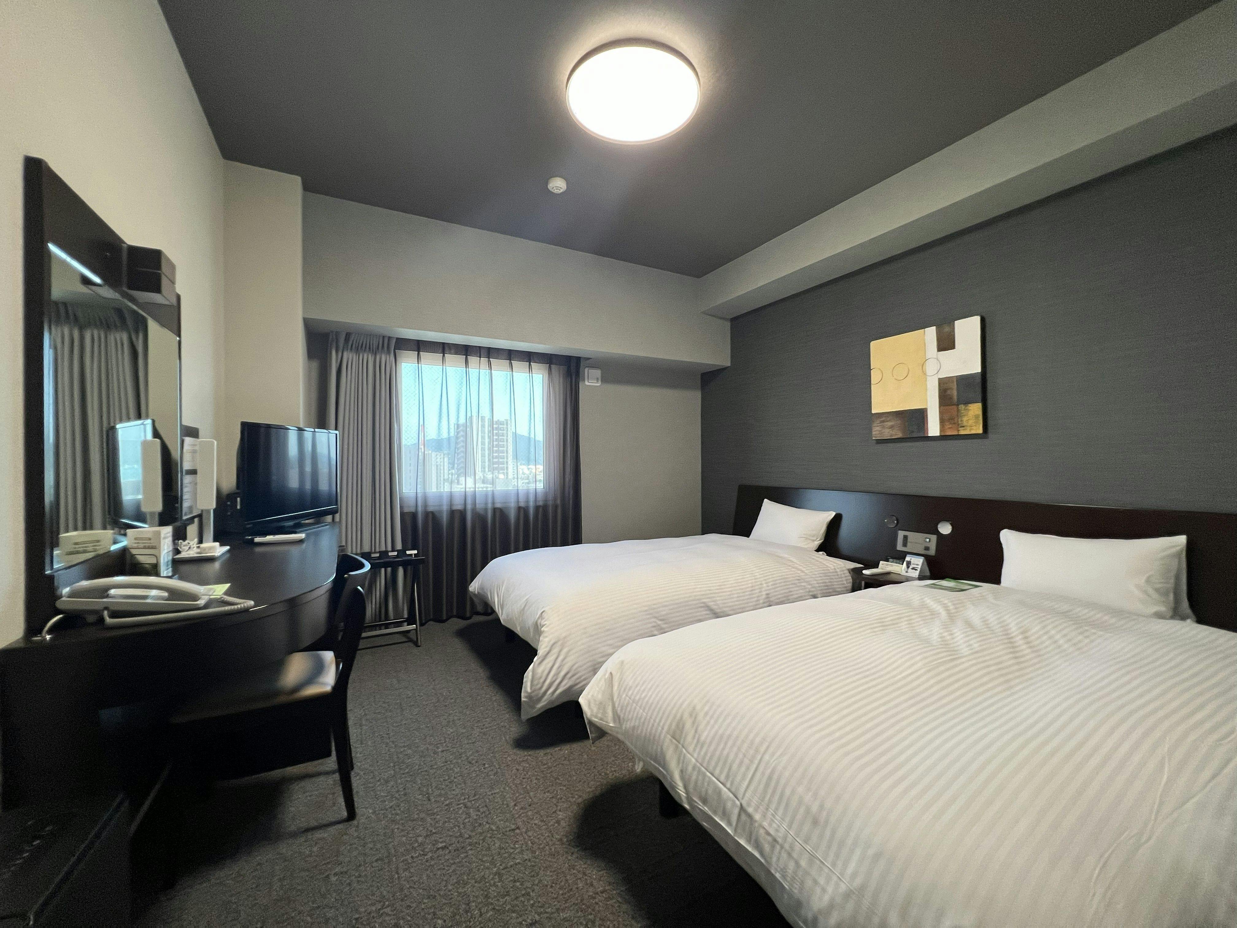 Hotel Route-Inn Tokuyama Ekimae