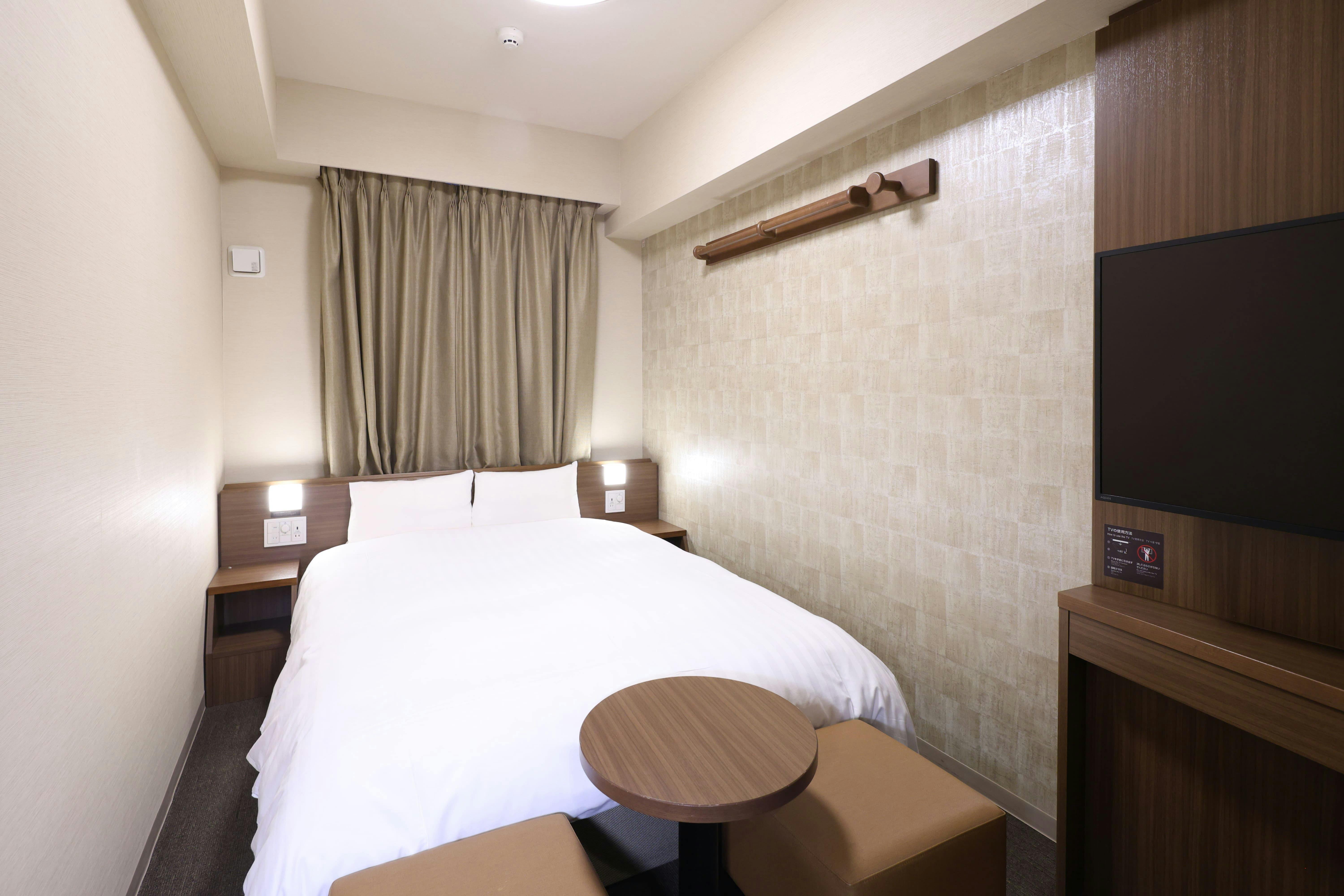 13.6-13.7 ตารางเมตร เตียงขนาด 140×195