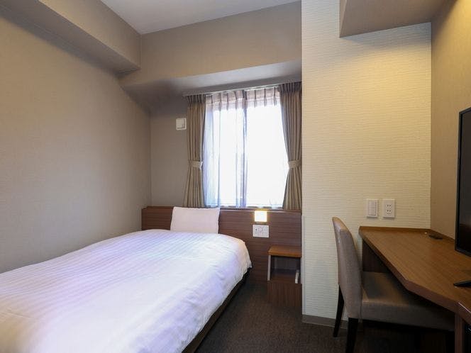 13.0 ตารางเมตร เตียงขนาด 120×195 เซนติเมตร