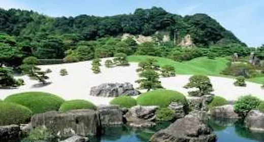 【足立美術館入館引換券付き】~日本庭園ランキングで連続第1位を誇る美術館~ 朝食付き