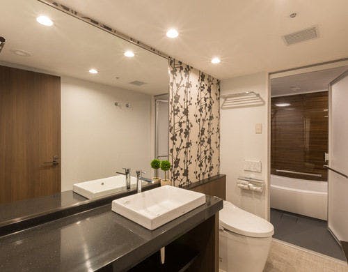 清潔感あふれるバスルーム♪