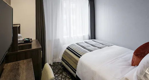 สแตนดาร์ดเซมิดับเบิล