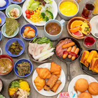 ภาพบุฟเฟ่ต์แบบญี่ปุ่นและตะวันตก