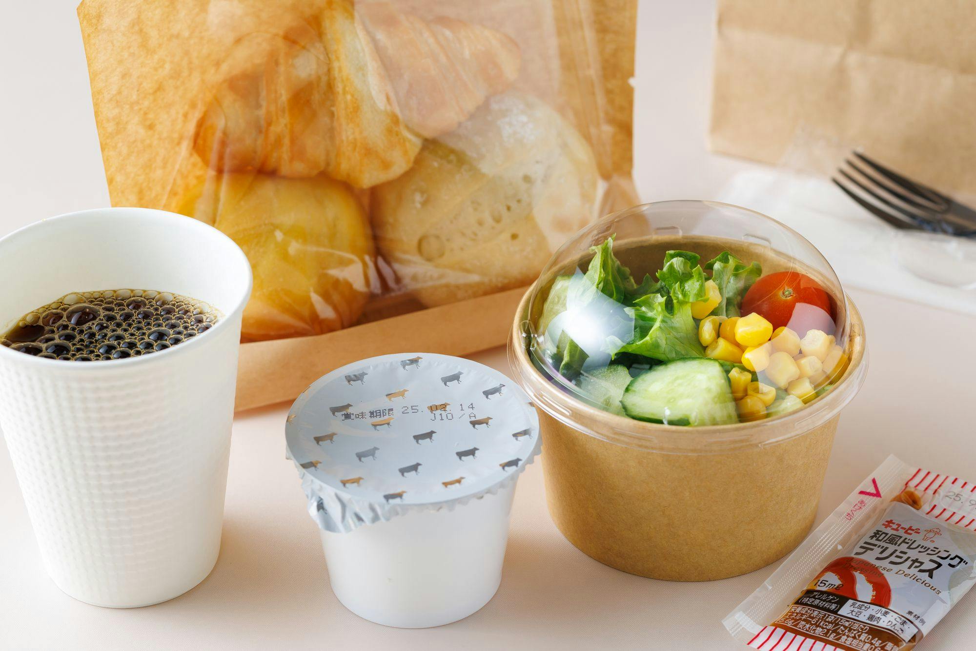 朝食イメージ（パンセット）