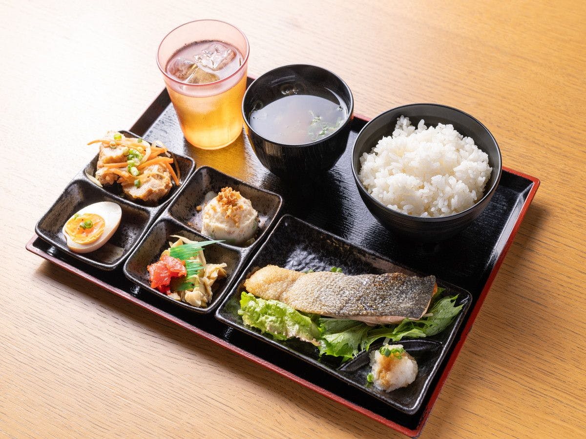 アパホテル〈千葉八千代緑が丘〉