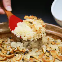 อาหารเช้า: ข้าวปลาไหล.