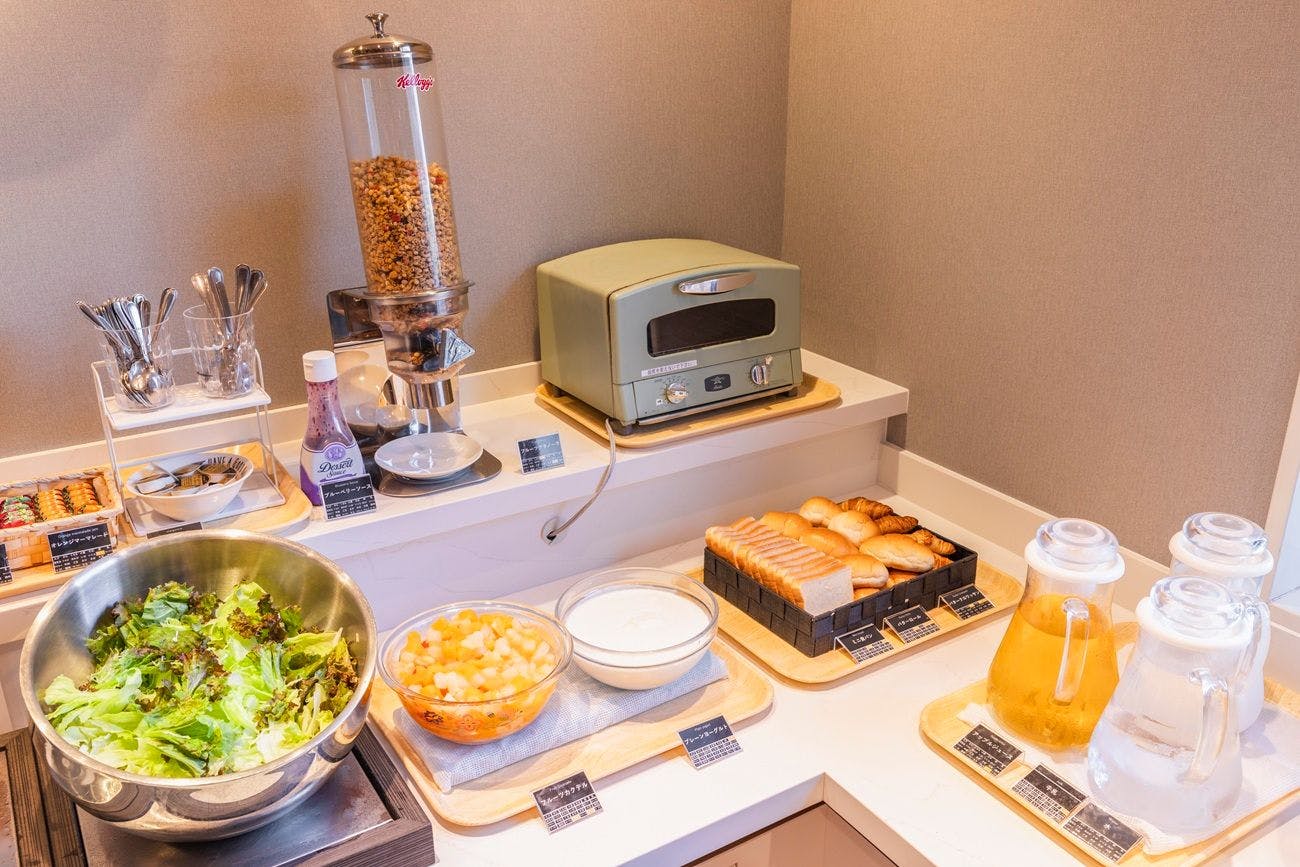 朝食は和洋折衷豊富にご用意しております！