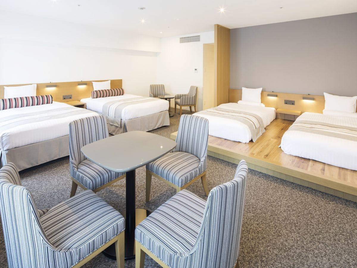 แกรนด์ดีลักซ์โฟร์