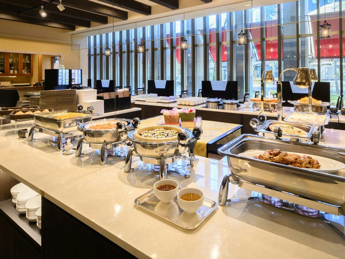 【朝食会場】1Fレストラン「カランドリエ」