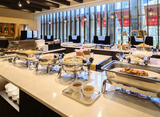 【朝食会場】1Fレストラン「カランドリエ」