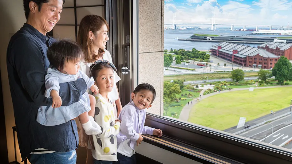 Navios Yokohama