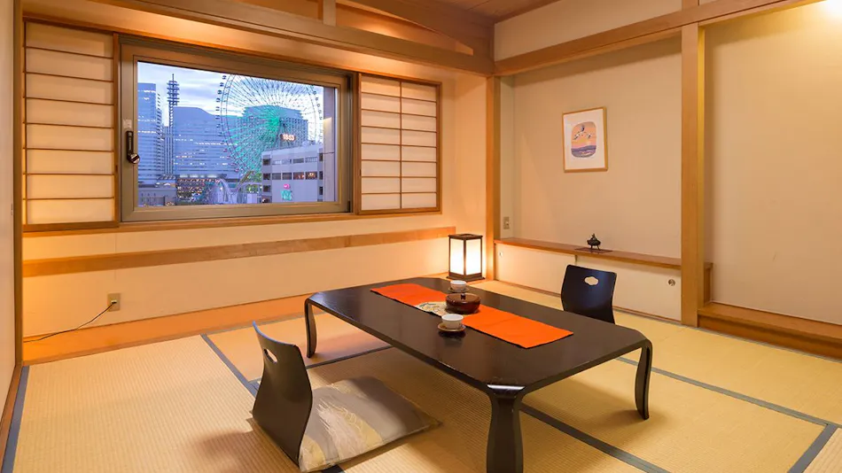 Navios Yokohama