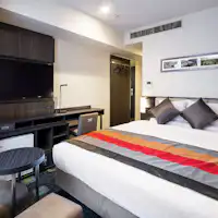 スーペリアクイーン