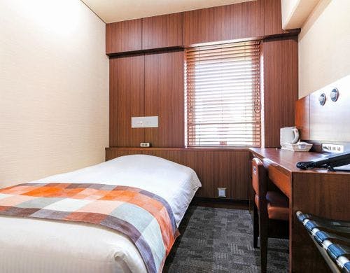 セミダブルルーム【禁煙】（オレンジ）