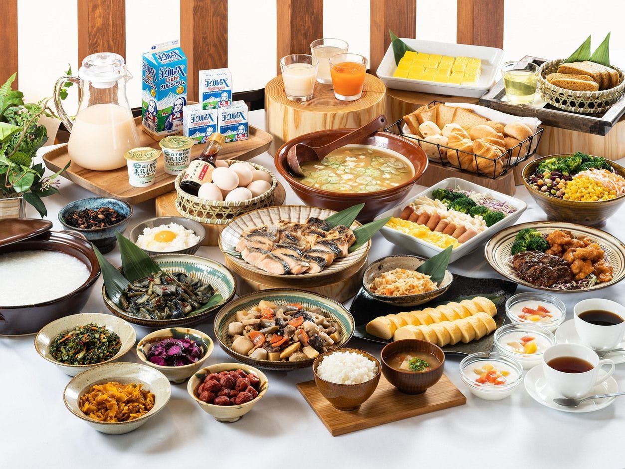 อาหารเช้ารวมทั้งหมด