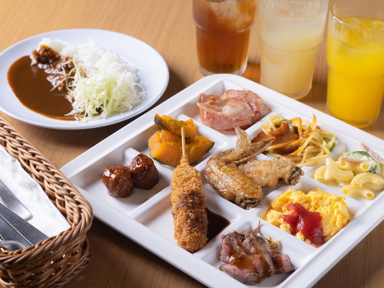 アパホテル〈名古屋栄東〉