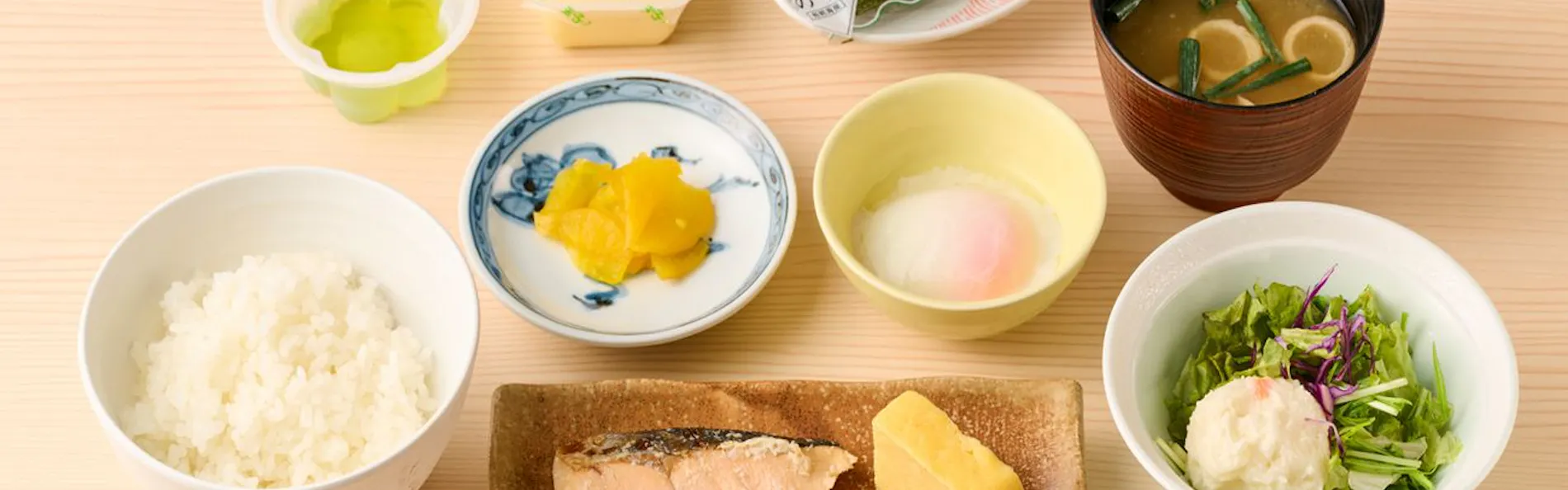 アパホテル〈飯田橋駅南〉