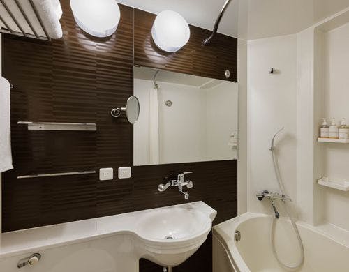 バスルーム（ダブルルーム）