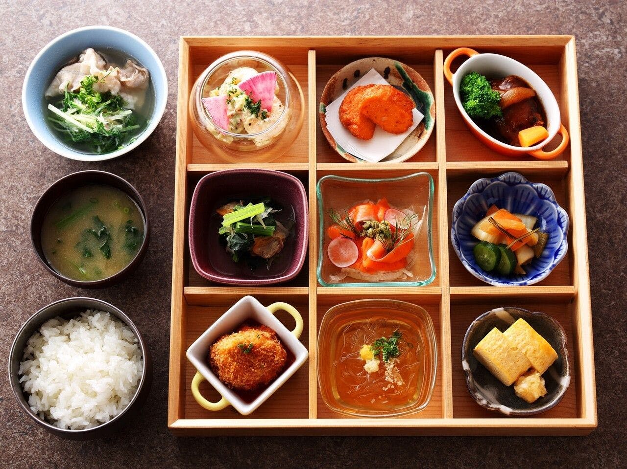 เมนูอาหารเช้าที่ให้คุณเพลิดเพลินกับเอโดะโตเกียวได้อย่างเต็มที่