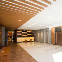 フロント・ロビー