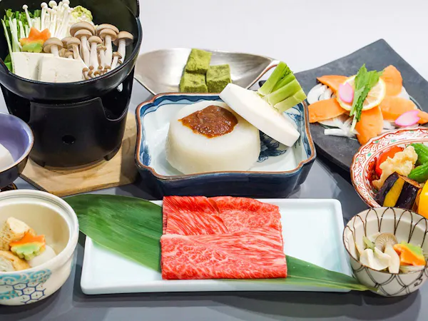【朝・夕2食付き】近江牛のしゃぶしゃぶと季節の創作和食コース