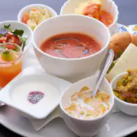 จานอาหารเช้า