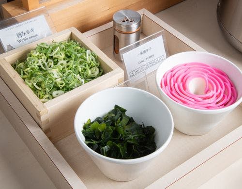 きしめんのトッピングに