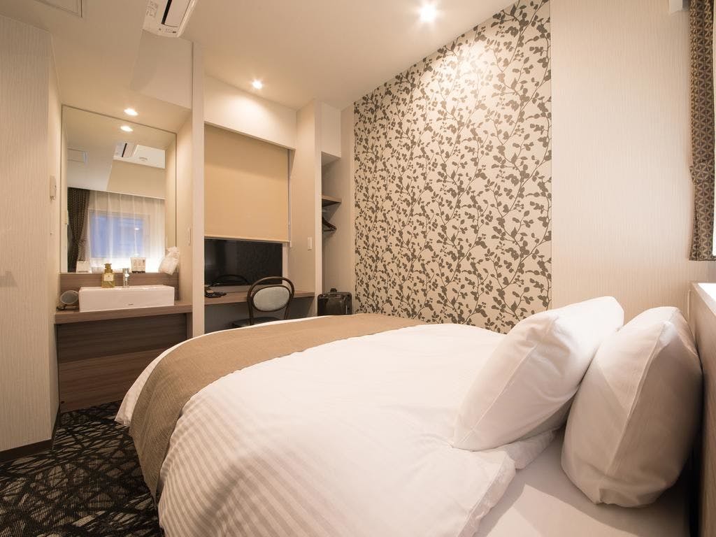 S．TRAINING CENTER HOTEL OSAKA