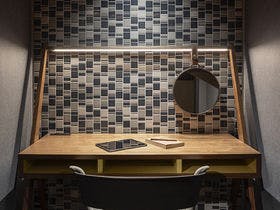 THE LIVELY 博多福岡