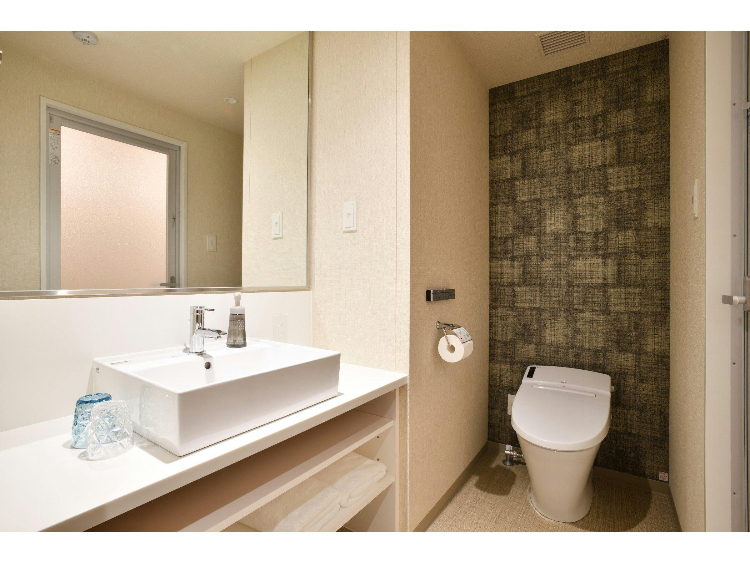 セパレートバス