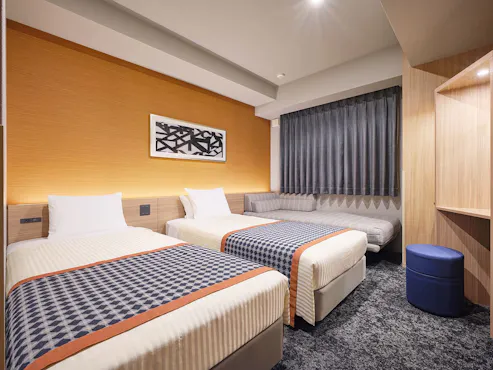 Deluxe Twin (with Sofa Bed)