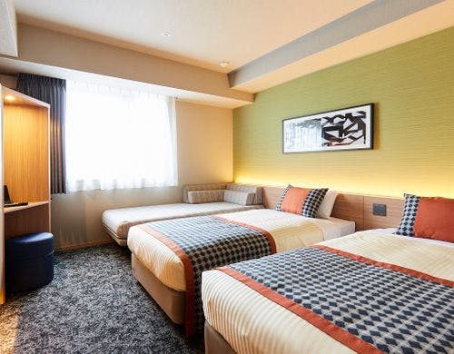 デラックスツイン（ソファーベッド付）