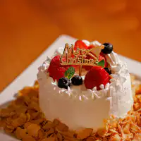 Bánh kem độc quyền phiên bản giới hạn dịp Giáng Sinh