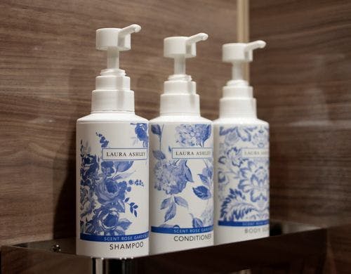 全室ローラアシュレイを使用