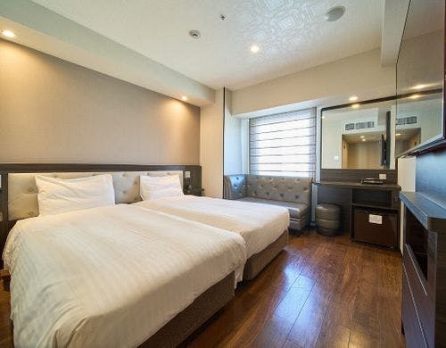 デラックスツイン