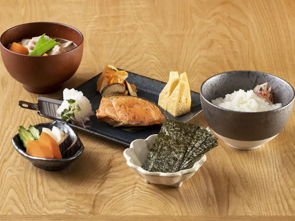 【ベーシックプラン】和モダンな大浴場完備!ホテルかずさや シンプルステイ(朝食付き)