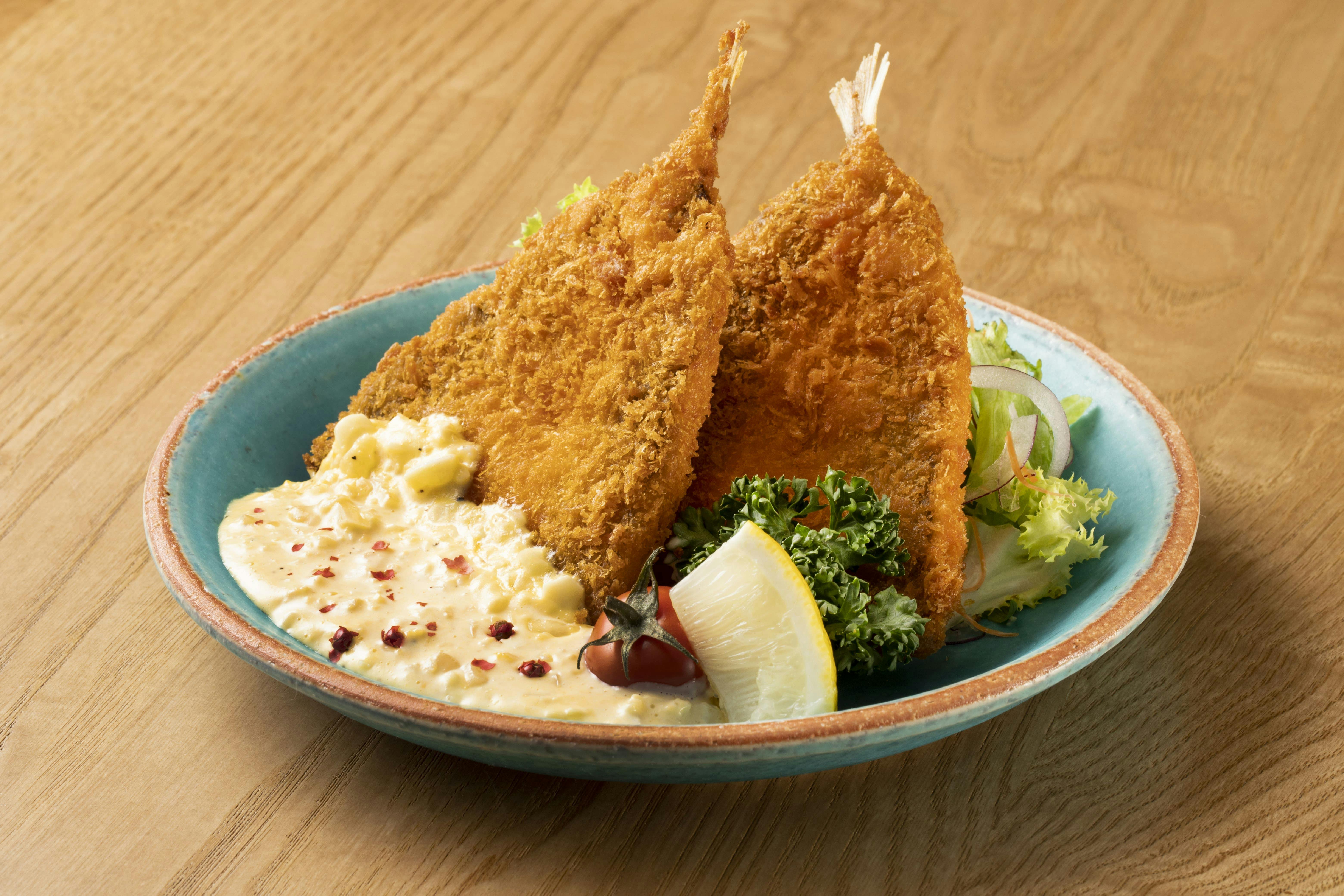 【Makan Siang・Makan Malam】Set Makanan Ikan Goreng