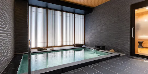 ホテルかずさや