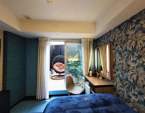 バルコニー付シングル/ダブル