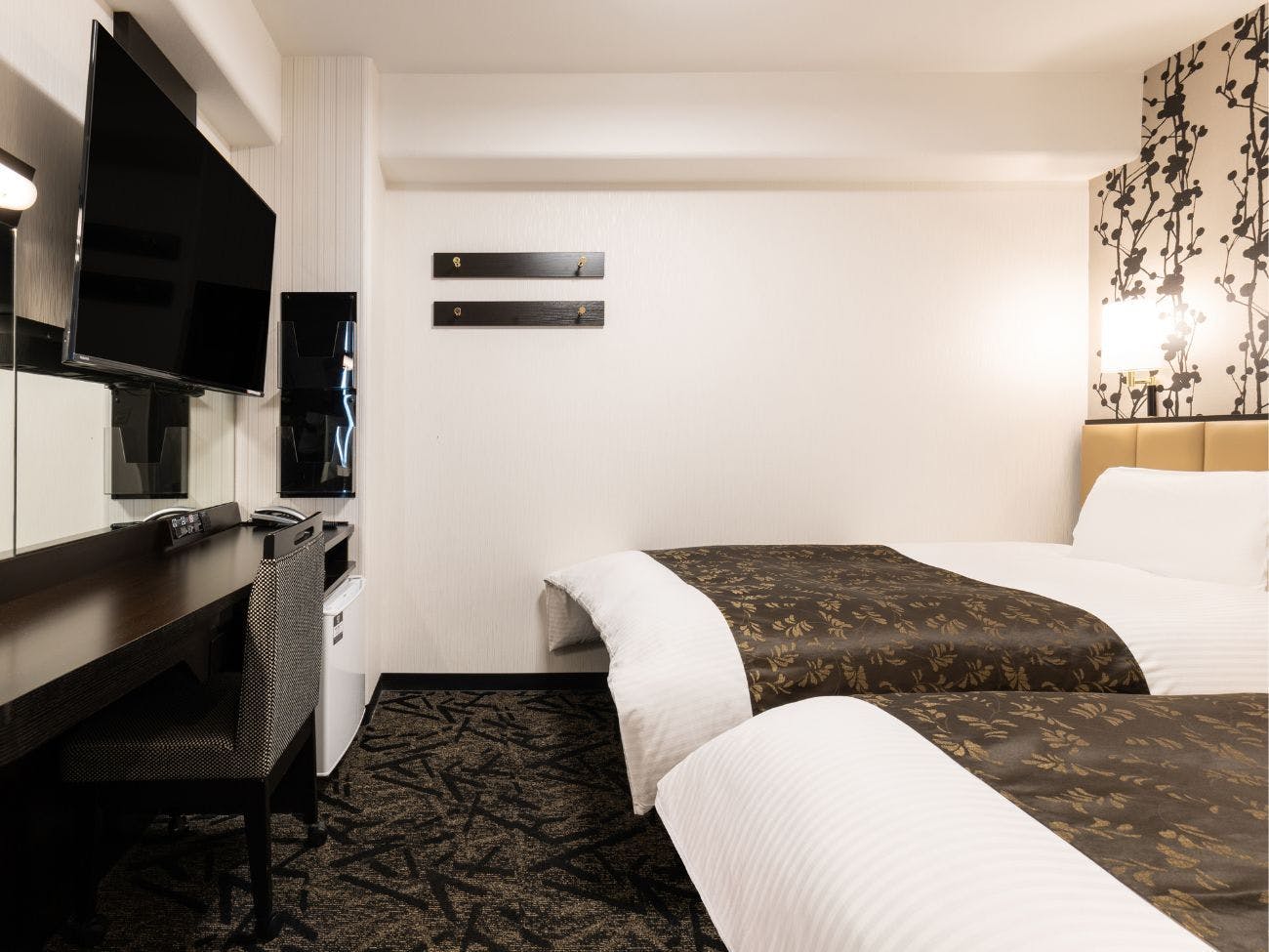 【ห้องทวิน】