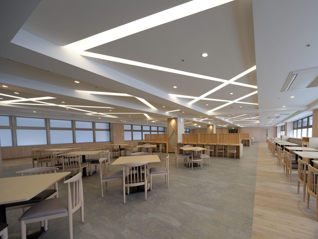 ２階　レストラン２